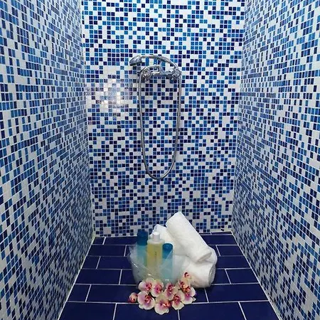 Valantas Garden شقة لاردوس