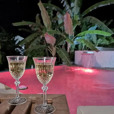 Διαμέρισμα Valantas Garden *